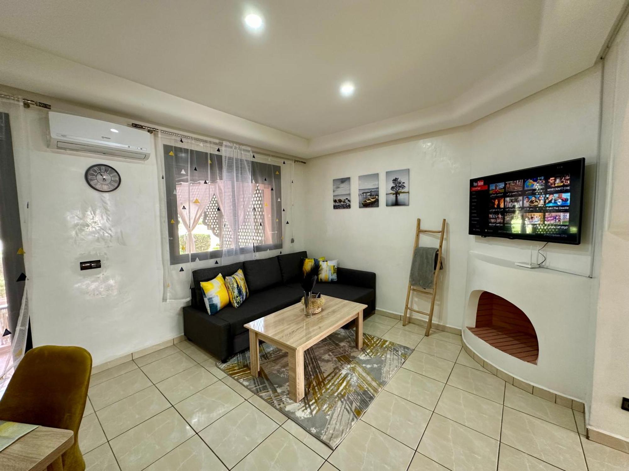 Oasis De Detente Avec Terrasse Et Vue Sur Piscine Marraquexe Exterior foto
